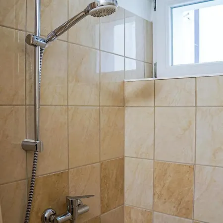 شقة Nice In W/ 1 Bedrooms Hévíz