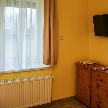 Nice In W/ 1 Bedrooms شقة Hévíz